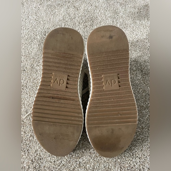 DV by Dolce Vita Textured Cream Sneakers